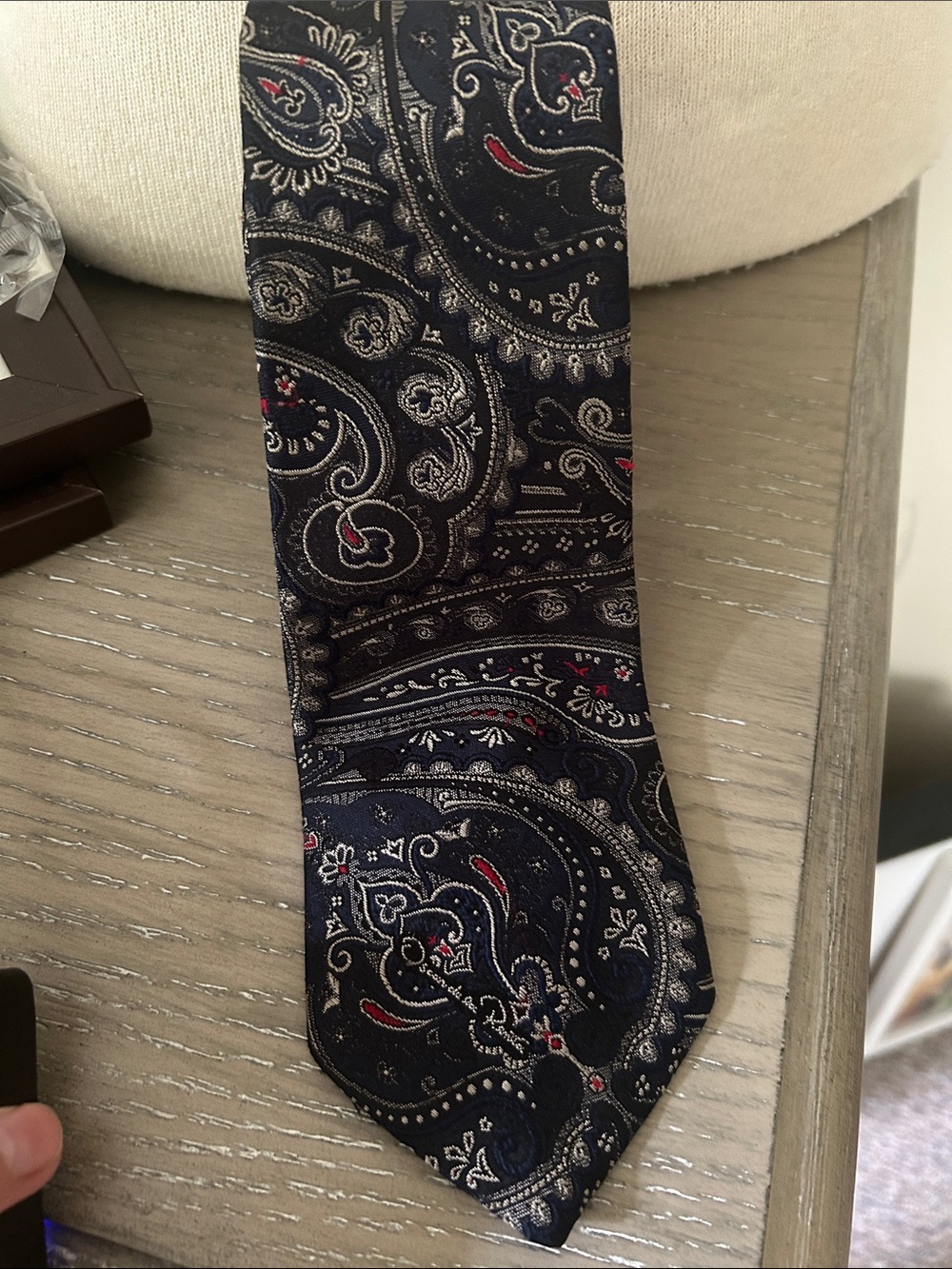 Oscar de la Renta Vintage Navy Paisley Men's Tie, one of a kind